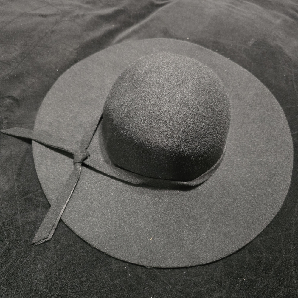 Classic Black Felt Hat